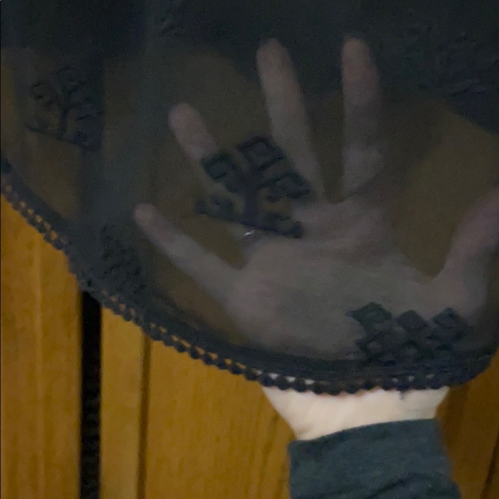 Sheer black top - Picture 4 of 6